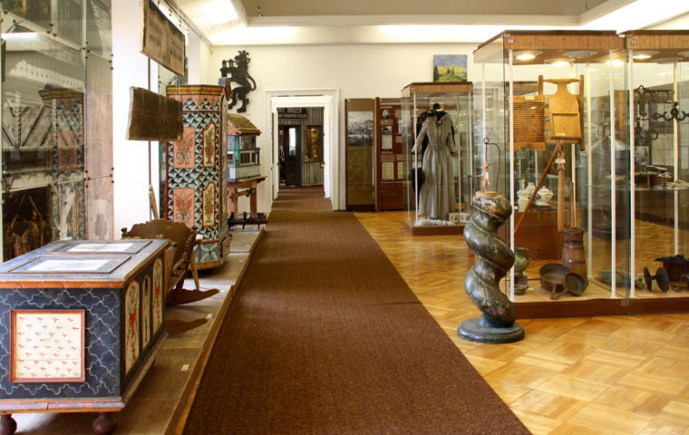Краеведческий музей и галерея Йичина